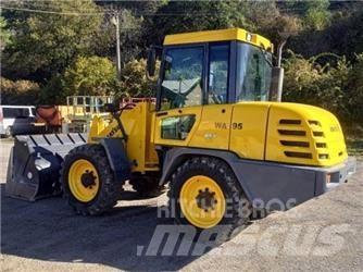 Komatsu WA 95 Pale gommate