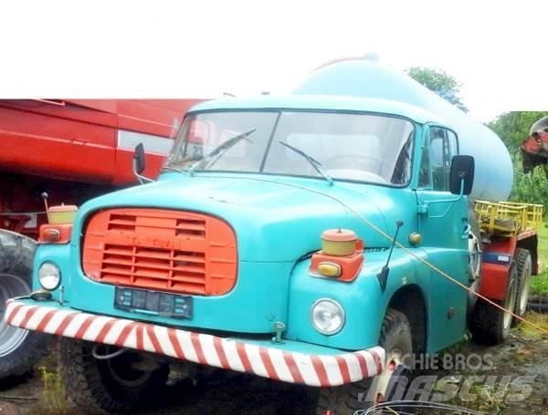 Tatra 148 CAS 10 Cisterna