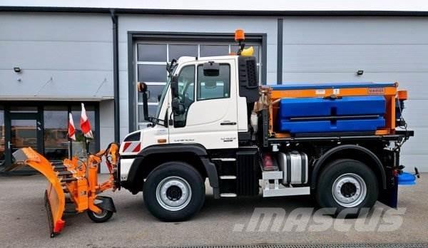 Unimog U 423 Spargisabbia e spargisale