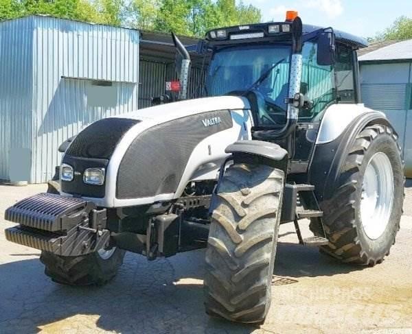 Valtra T190 Trattori