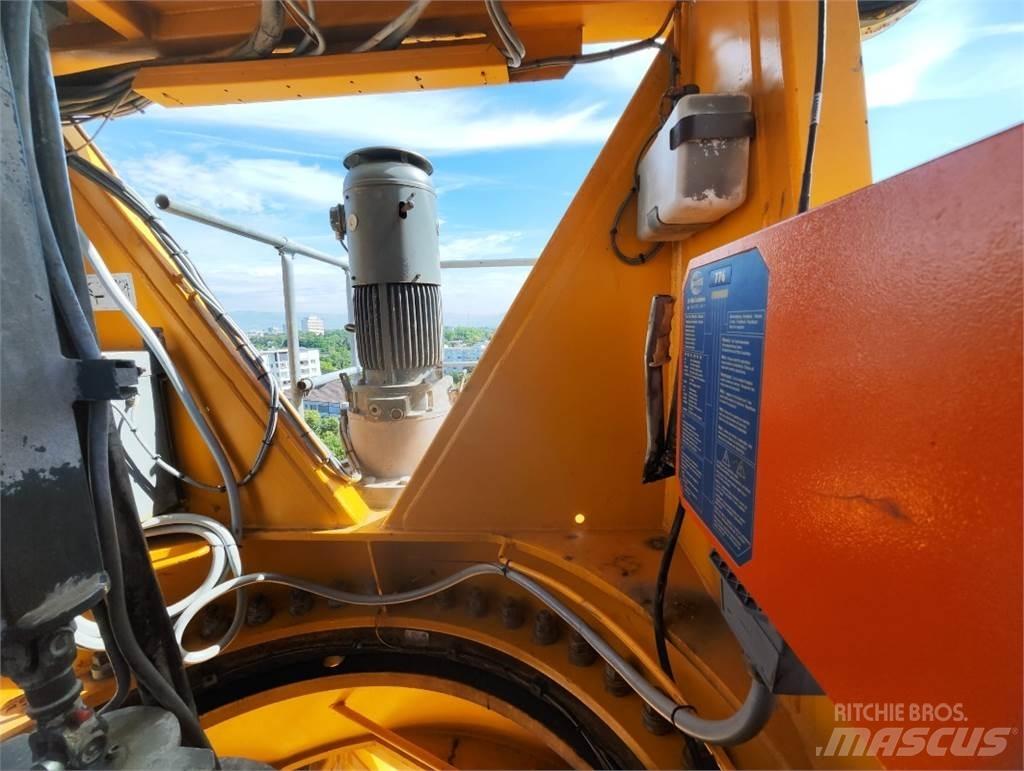 Liebherr 200EC-H Gru a torre