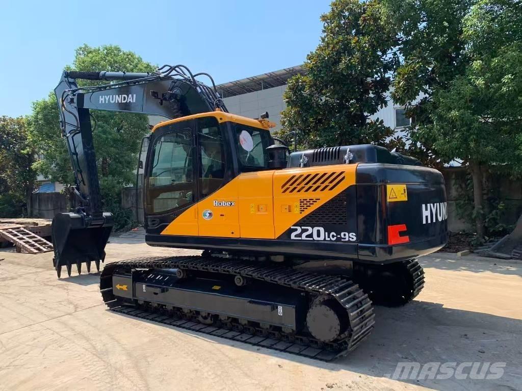 Hyundai R220LC-9S Escavatori cingolati
