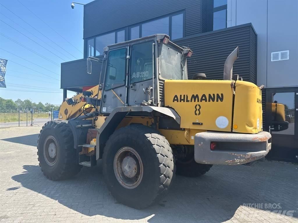 Ahlmann AZ 210 Pale gommate