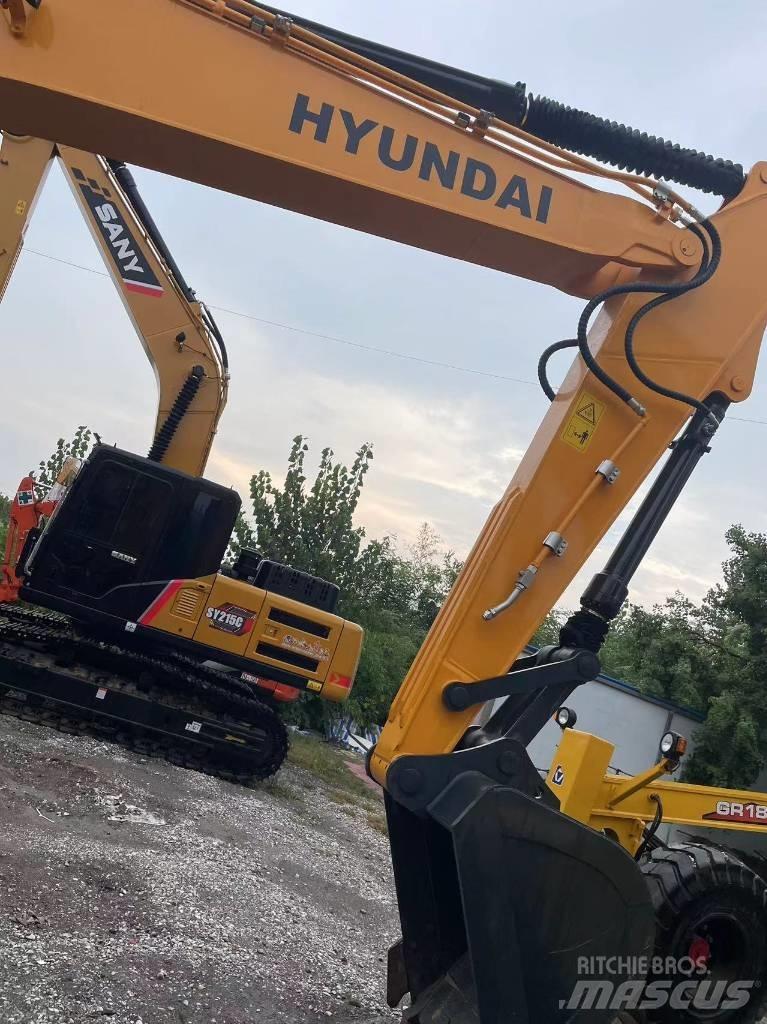Hyundai R220 Escavatori cingolati