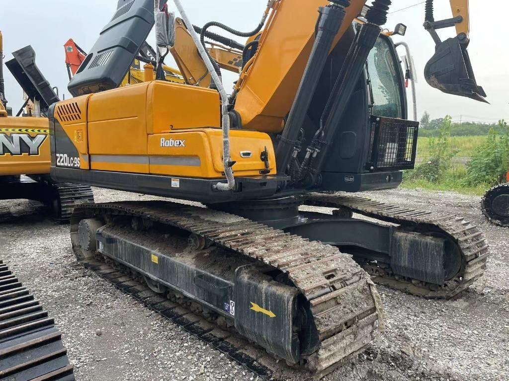 Hyundai R220 Escavatori cingolati