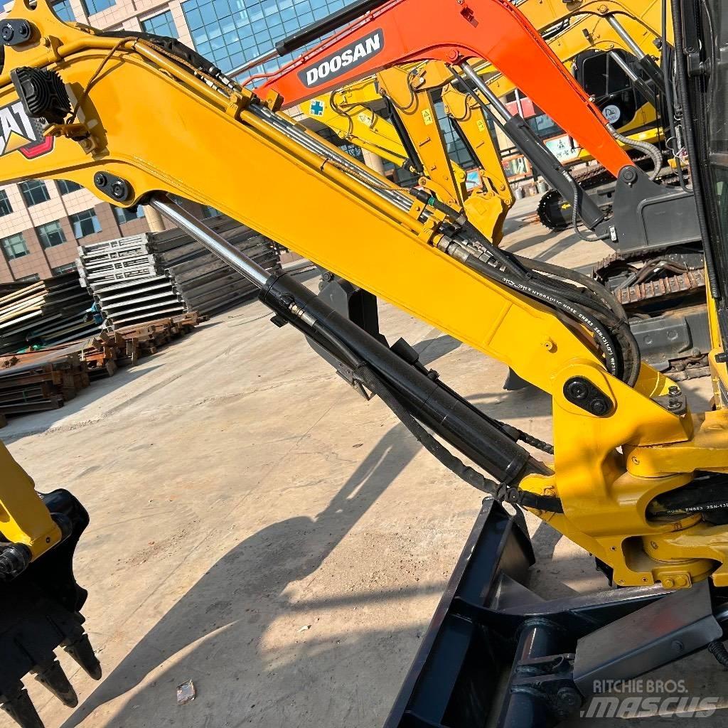 CAT 303.5 E Miniescavatori