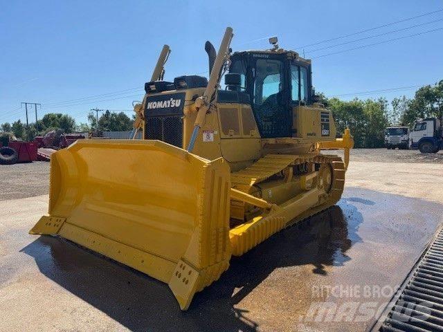 Komatsu D65EX-18 Dozer cingolati