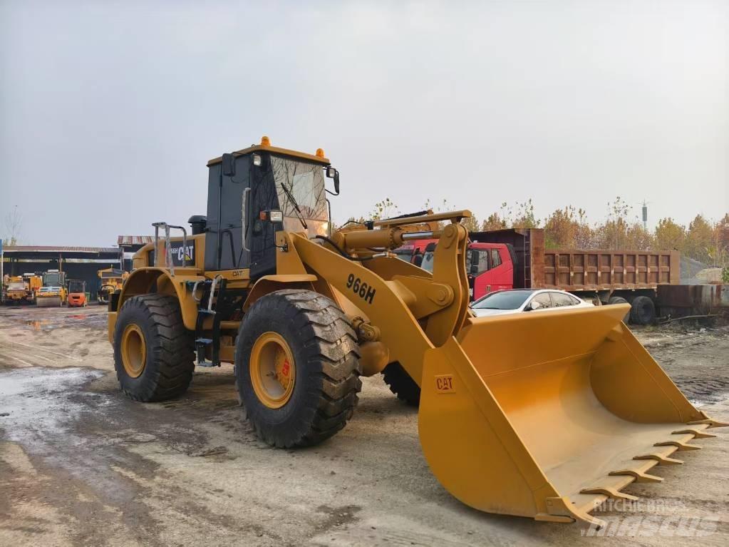 CAT 966 H Pale gommate