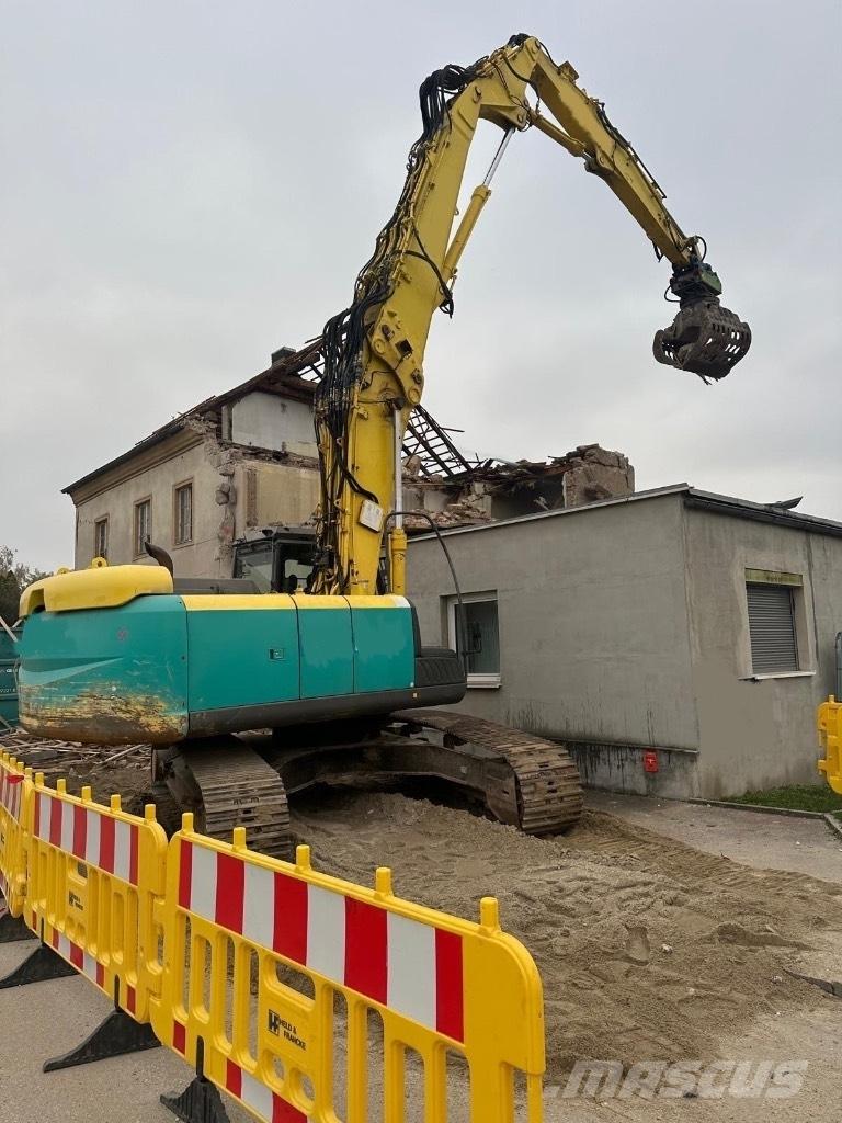 Hitachi LC 250 Escavatori da demolizione
