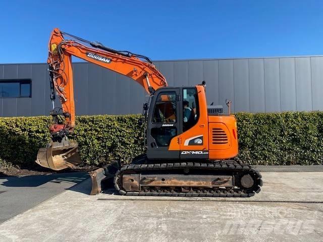 Doosan DX140 LCR-5 Escavatori cingolati