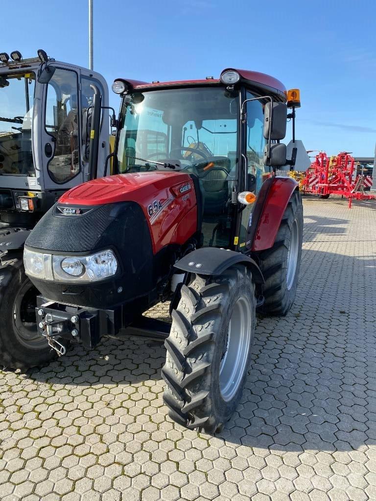 Case IH Farmall 65 A Trattori