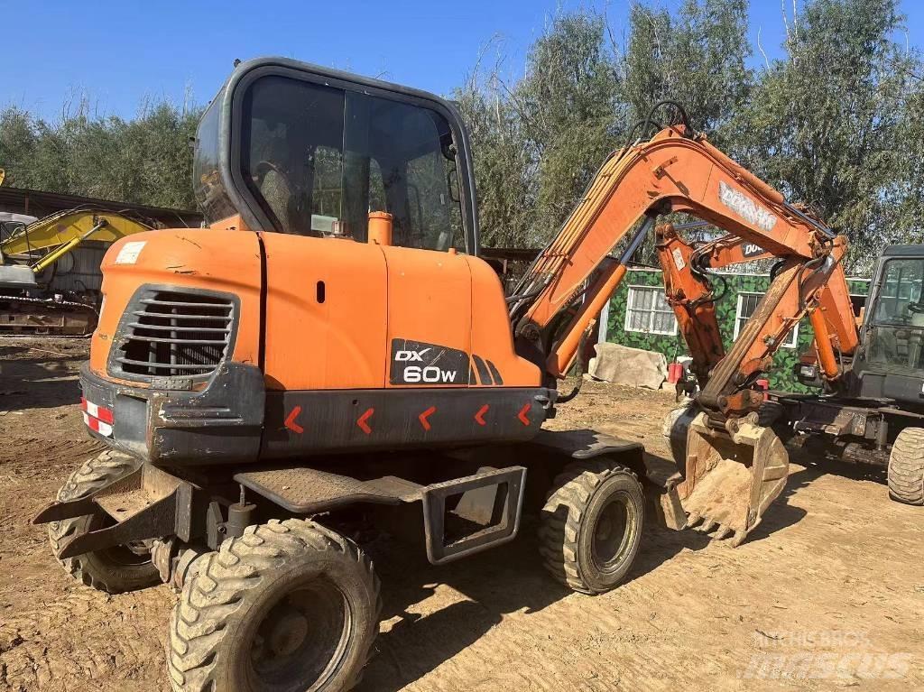 Doosan DX60W Miniescavatori