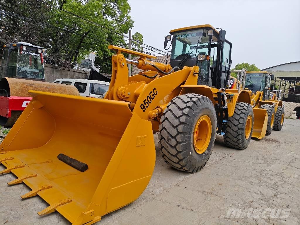CAT 950 GC Pale gommate