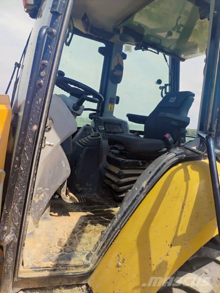 CAT 420 Terne