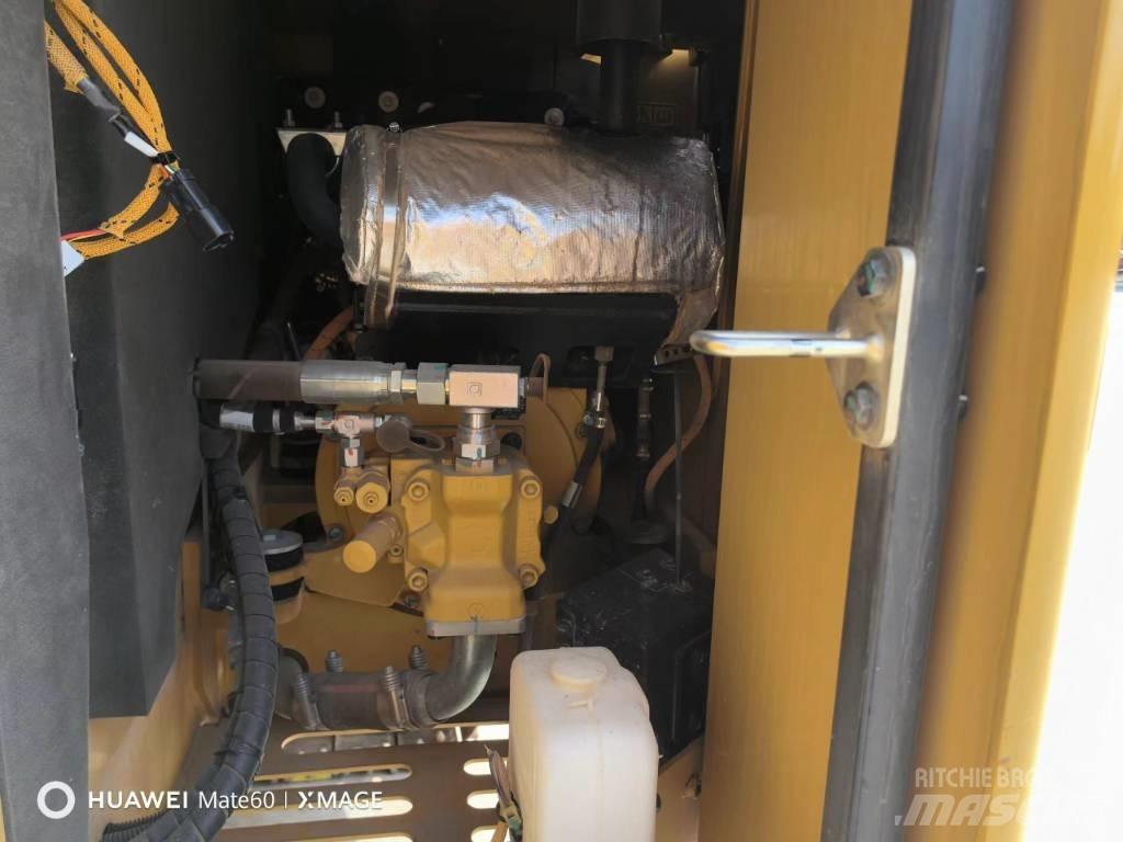 CAT 307 Miniescavatori