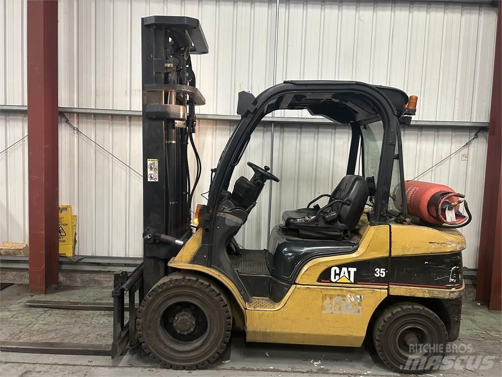 CAT GP35N Carrelli elevatori GPL