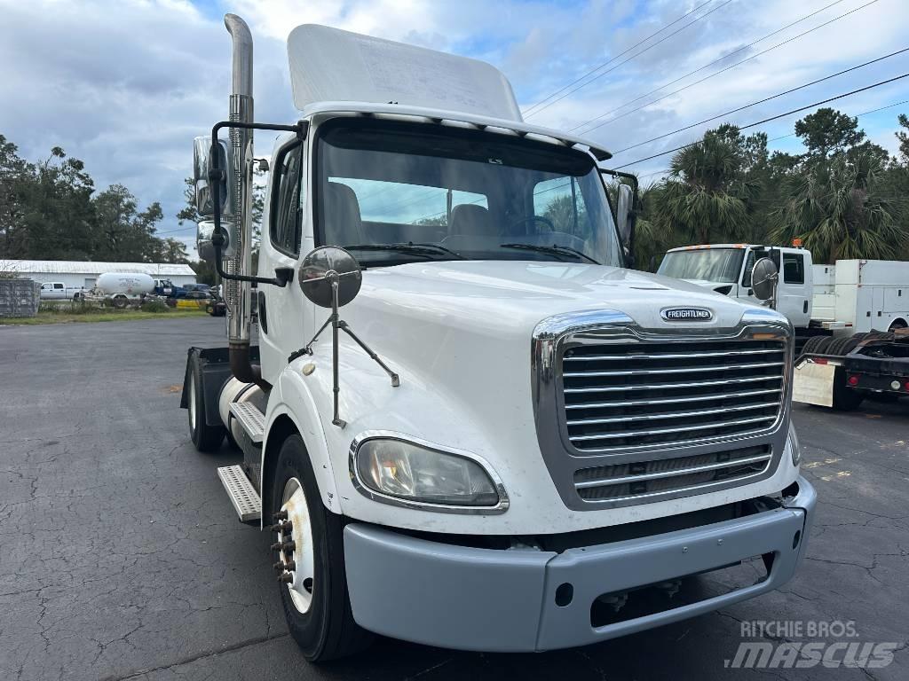 Freightliner M2 112 Motrici e Trattori Stradali