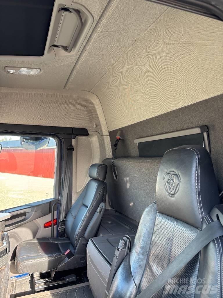 Scania R 650 Camion trasporto legname