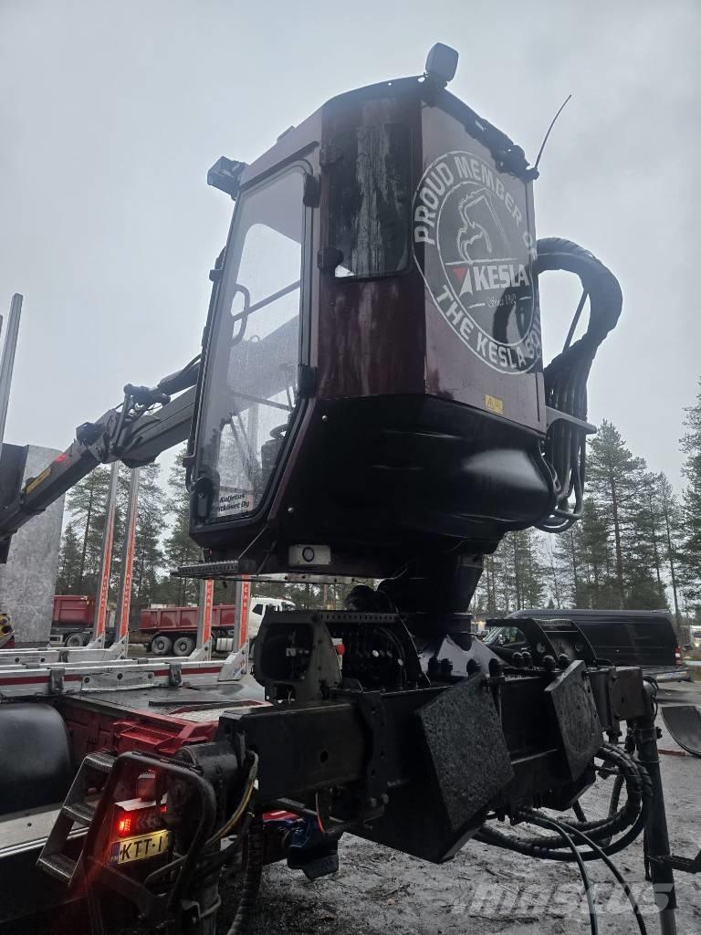 Kesla 2112T Gru per legname