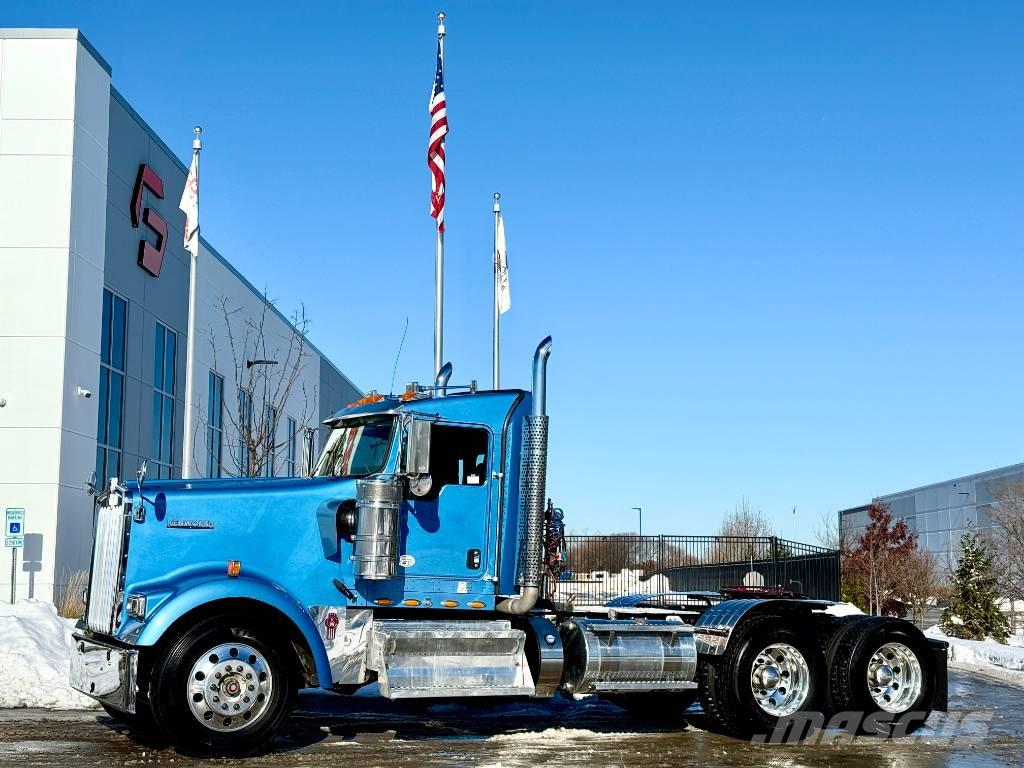 Kenworth W 900 Motrici e Trattori Stradali