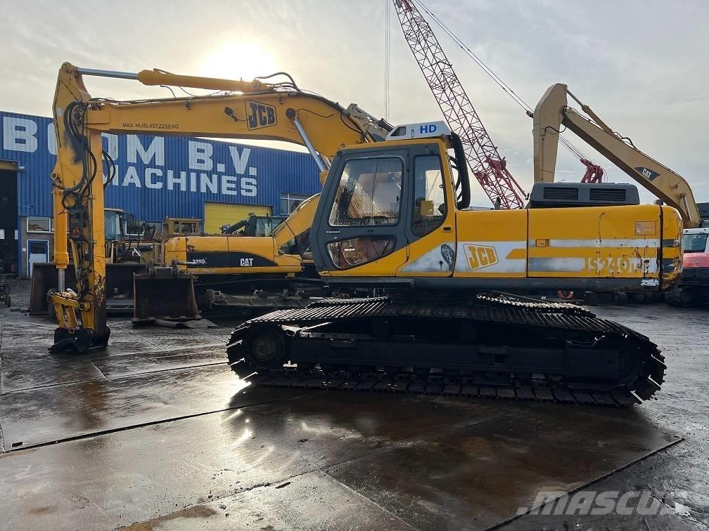 JCB JS 240 LC Escavatori cingolati