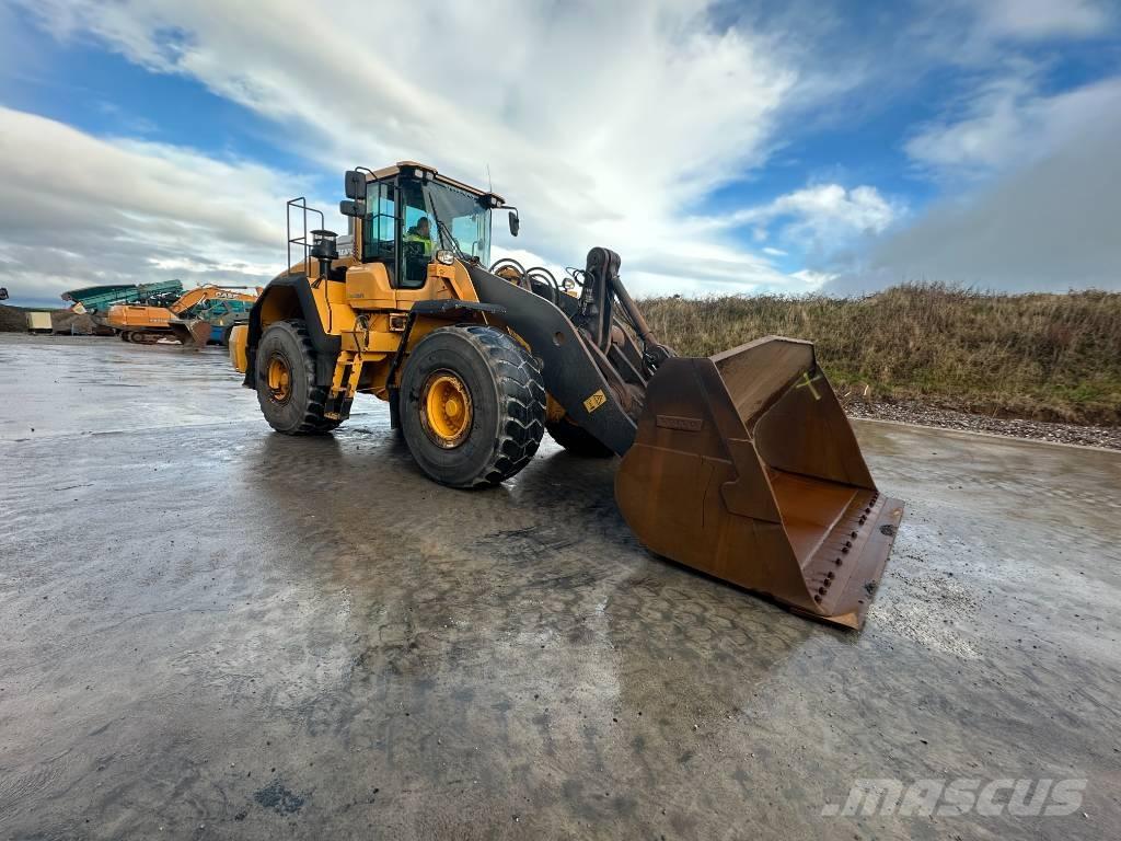 Volvo L 180 H Pale gommate
