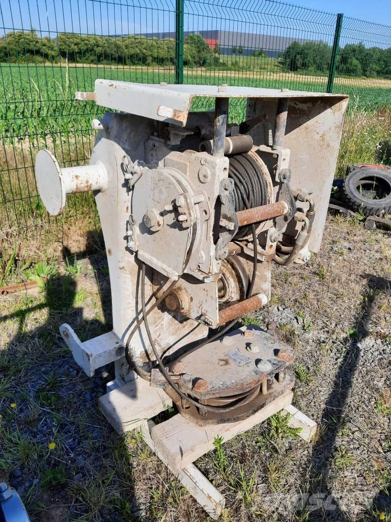 Bobcat Treuil / Winch Sollevatori telescopici