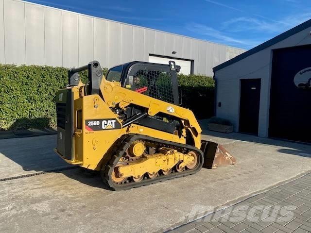 CAT 259 D Mini Pale Gommate