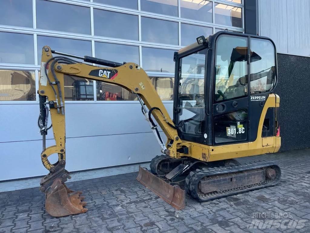 CAT 301.8C Miniescavatori