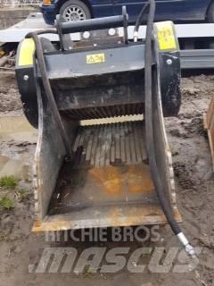 MB Crusher BF70.2 S4 Terne