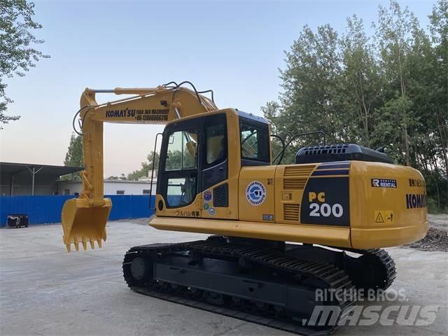 Komatsu PC200-8 Escavatori cingolati