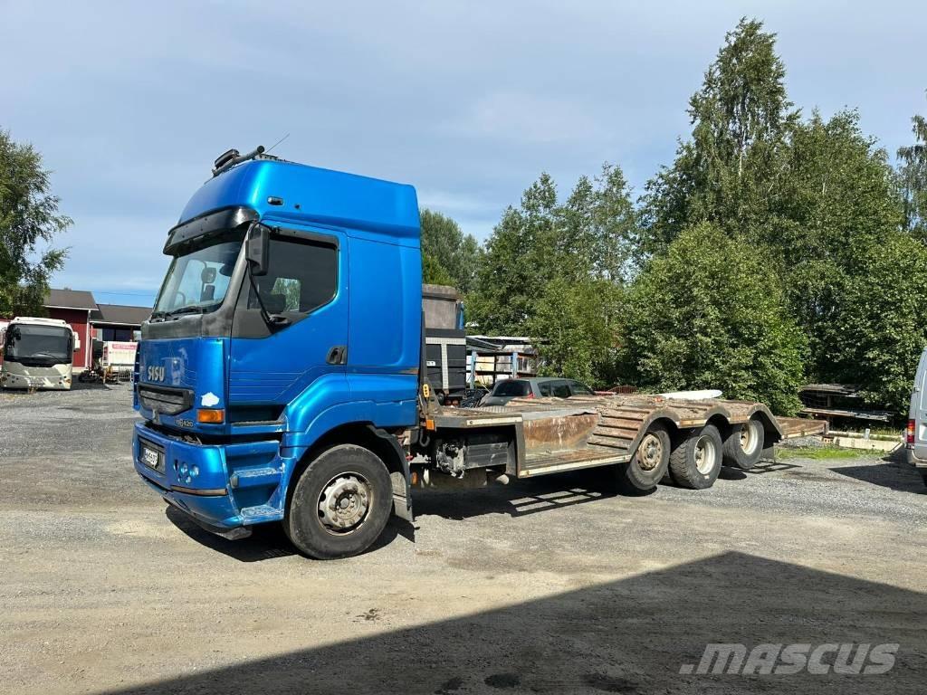 Sisu E11 Camion per il trasporto di macchine forestali