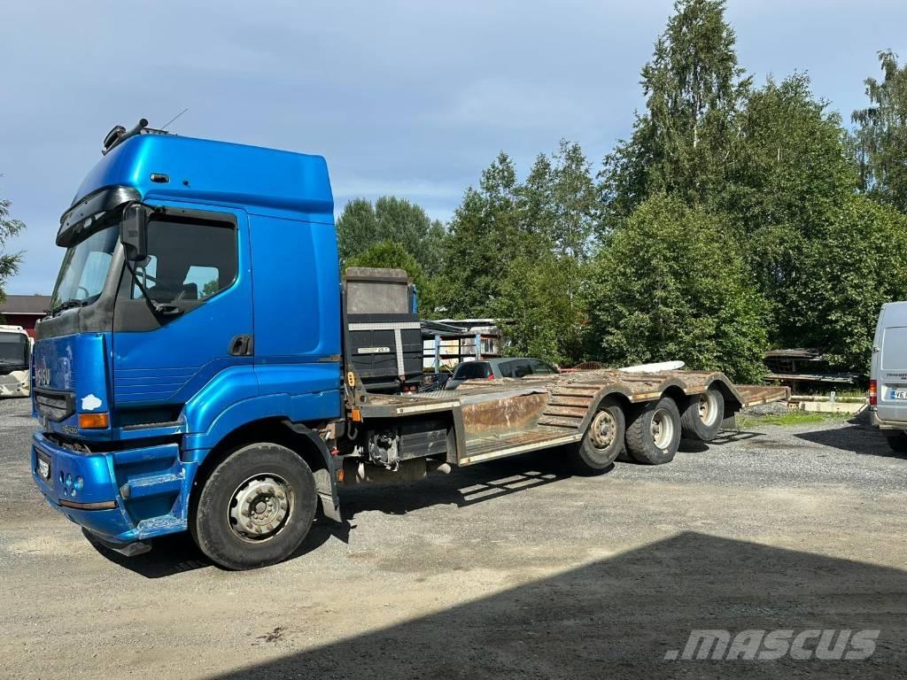 Sisu E11 Camion per il trasporto di macchine forestali