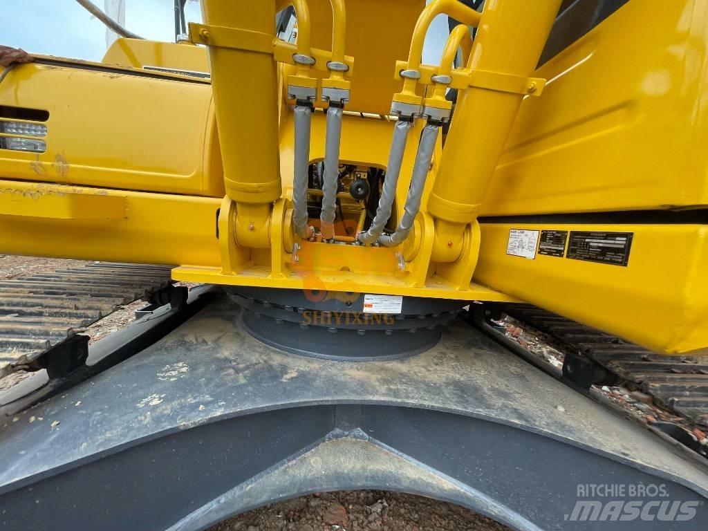 Komatsu PC 220 Escavatori cingolati
