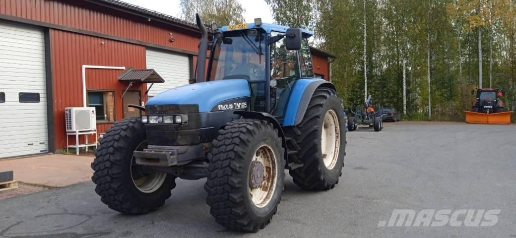 New Holland TM 165 Trattori