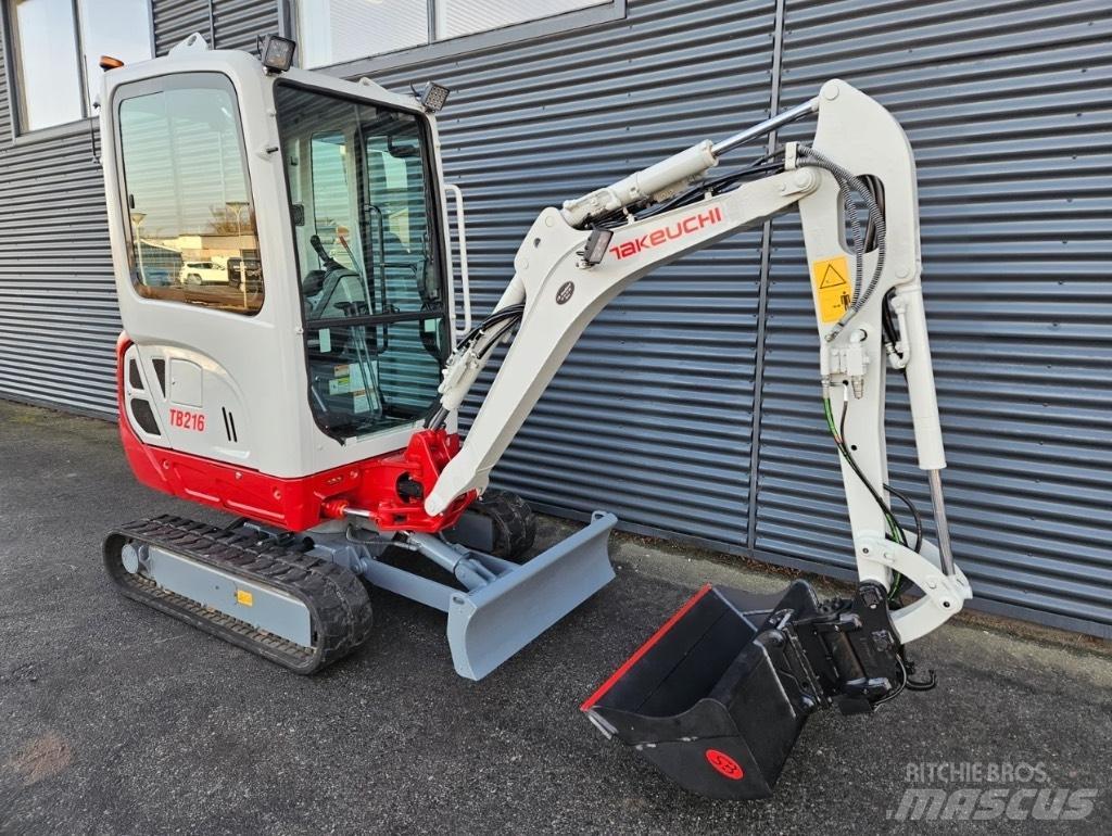 Takeuchi TB 216 Miniescavatori