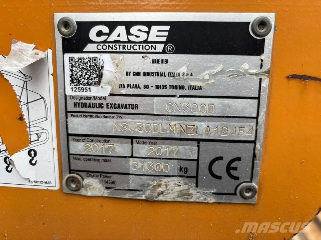 CASE CX300D Escavatori cingolati