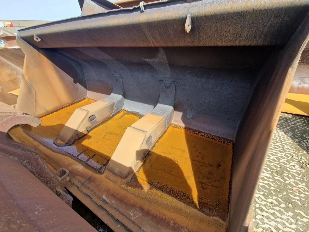 Volvo L 180 Benne