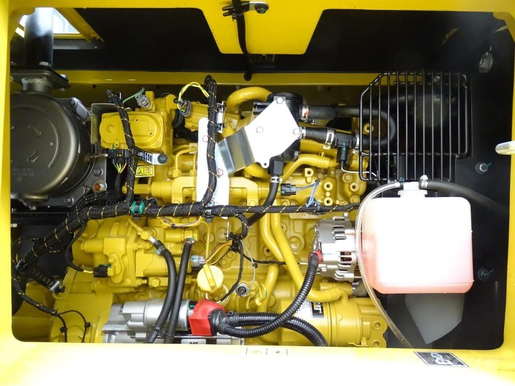 CAT 310 Escavatori cingolati