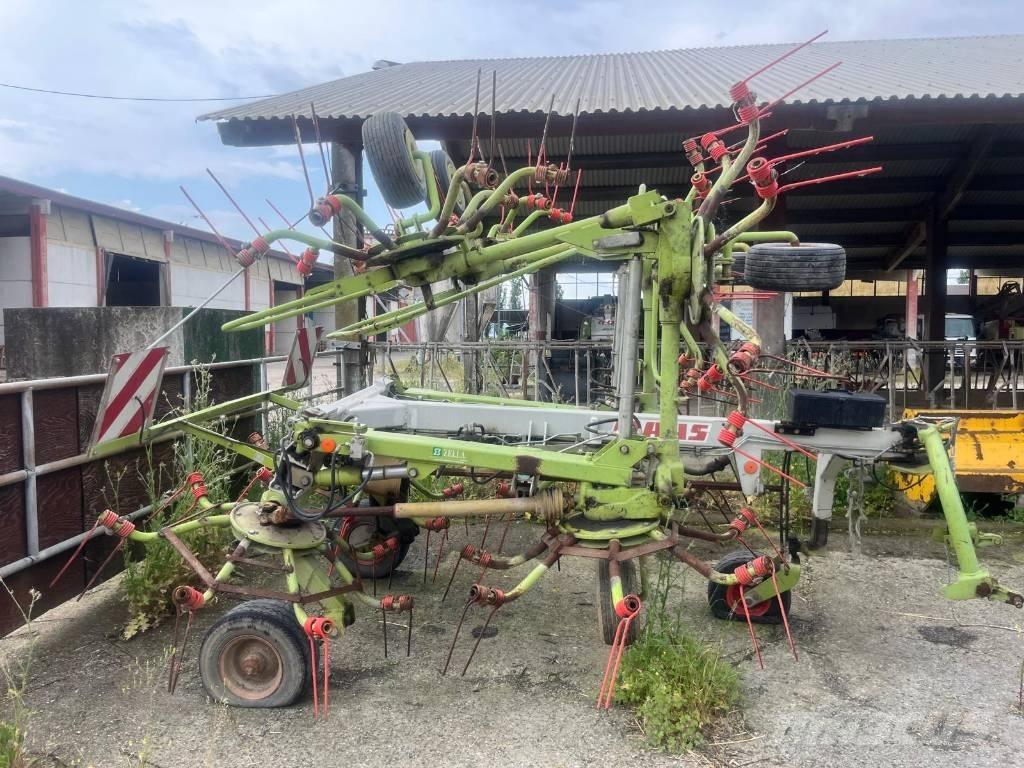 CLAAS Volto 1050 T Ranghinatori