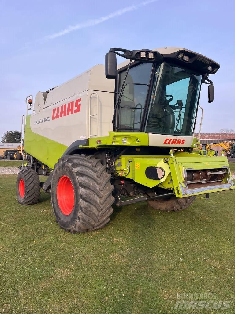 CLAAS LEXION 540 Mietitrebbiatrici