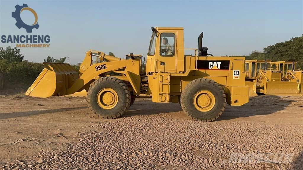CAT 950E Pale gommate