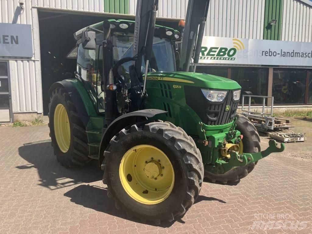 John Deere 6125R Trattori