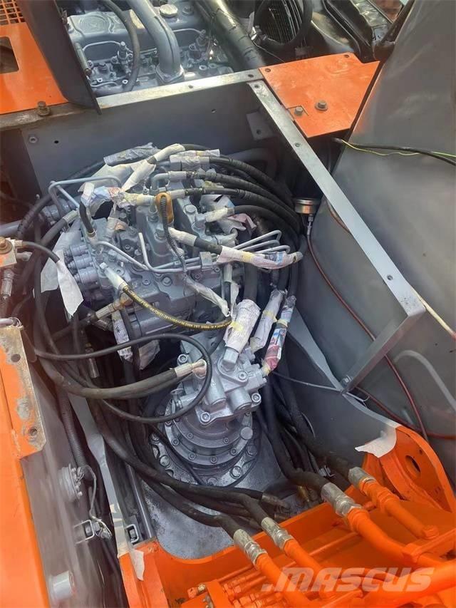 Hitachi EX120 Escavatori cingolati