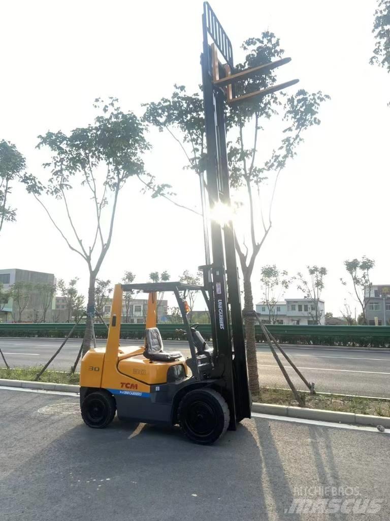 TCM FD 30 Carrelli elevatori diesel