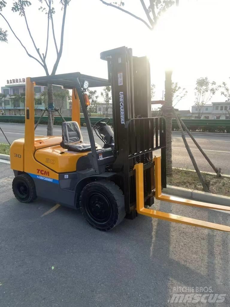 TCM FD 30 Carrelli elevatori diesel