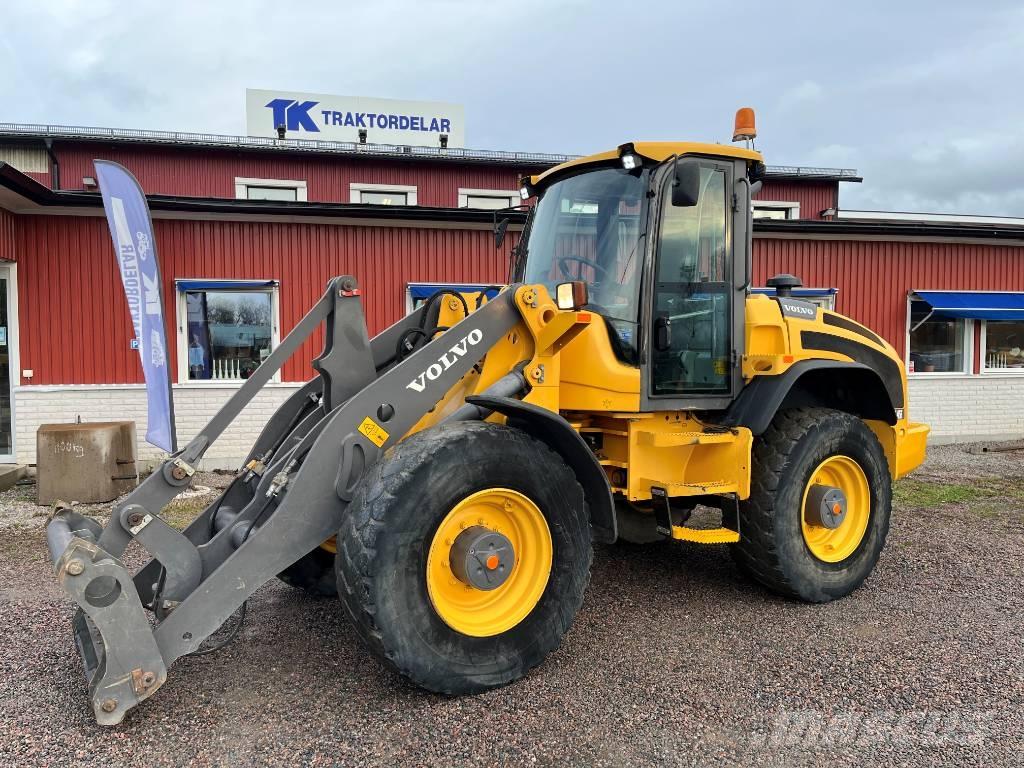 Volvo L 45 F  LB Pale gommate