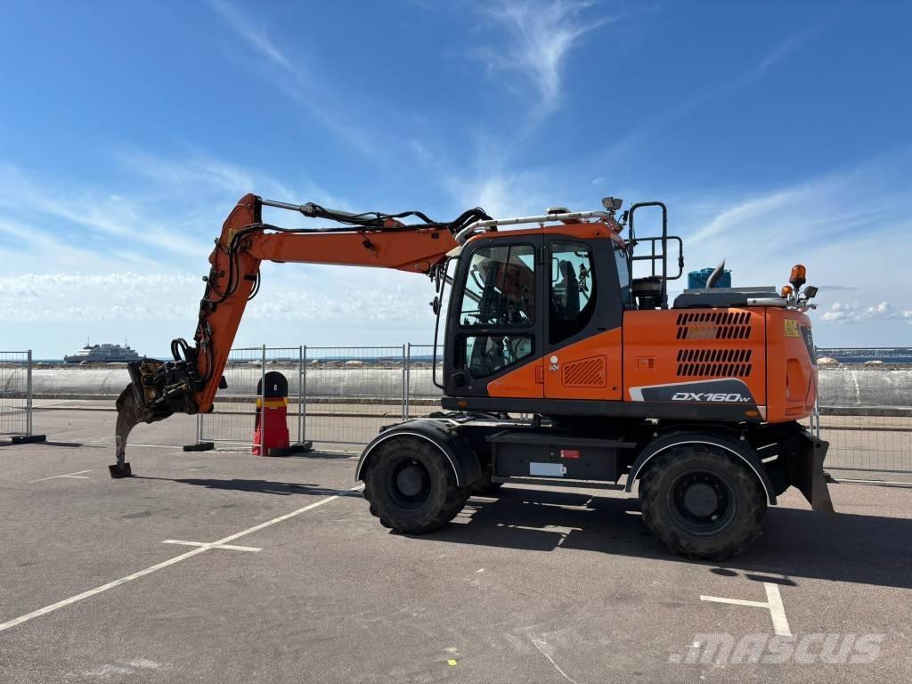 Doosan DX 160 W Escavatori gommati