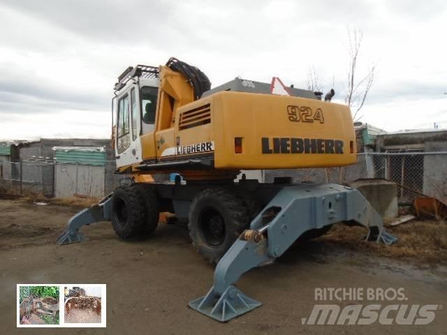 Liebherr A 924 Escavatori gommati