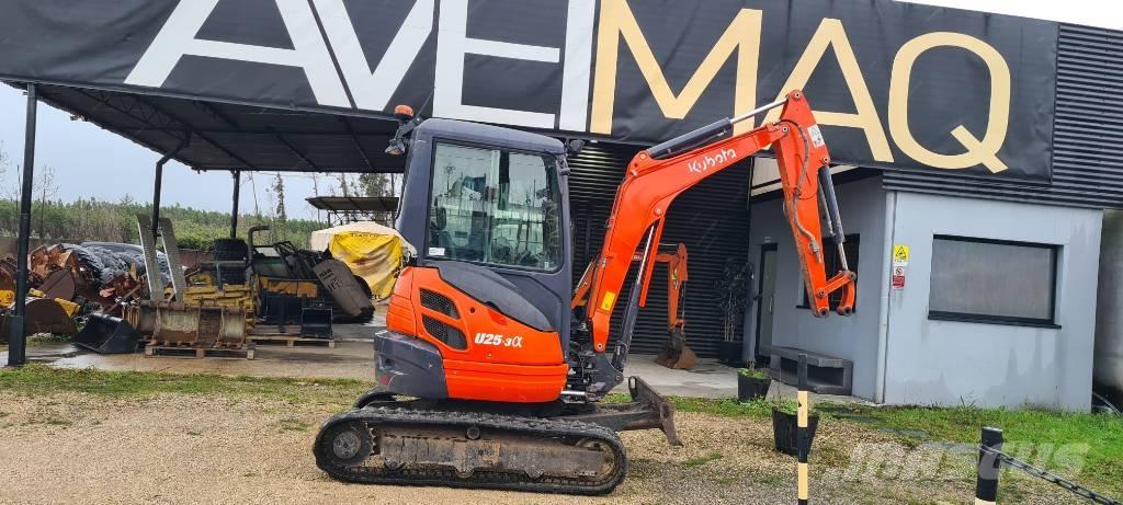 Kubota U 25-3 Miniescavatori